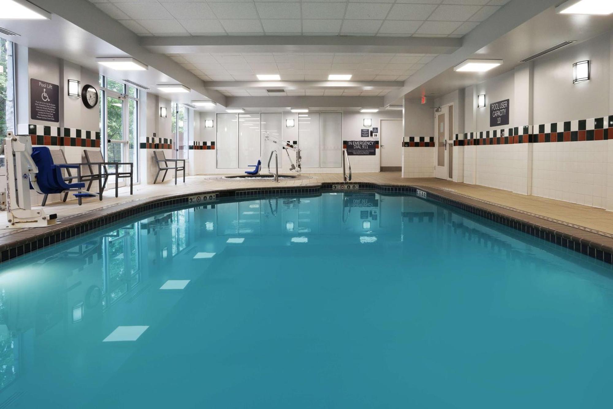 Hilton Garden Inn Birmingham Se/Liberty Park Eksteriør billede