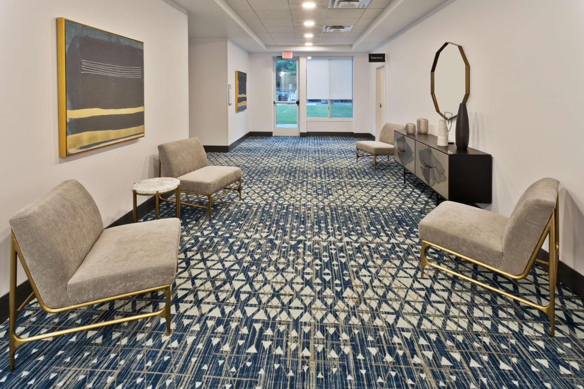 Hilton Garden Inn Birmingham Se/Liberty Park Eksteriør billede