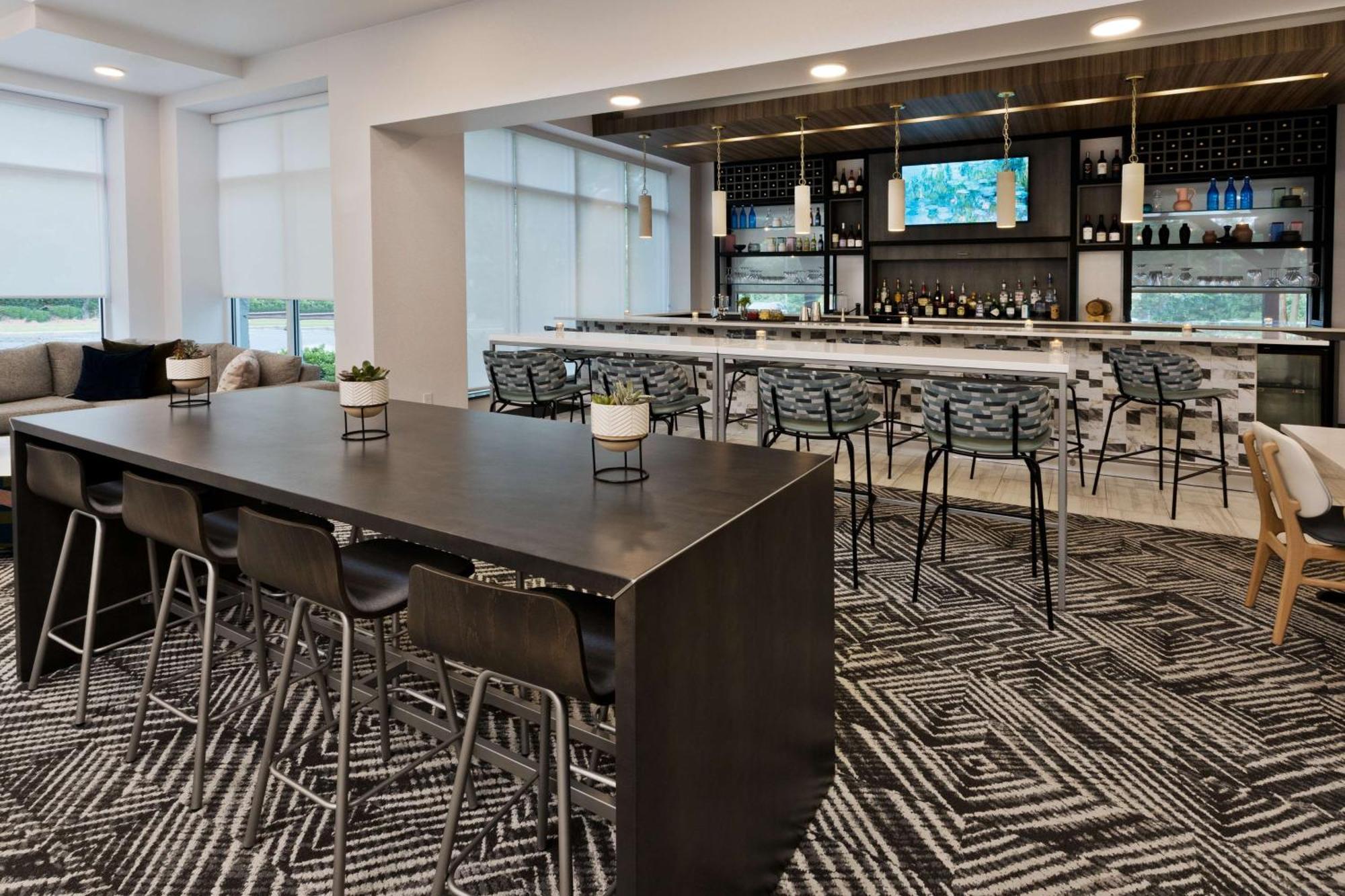 Hilton Garden Inn Birmingham Se/Liberty Park Eksteriør billede