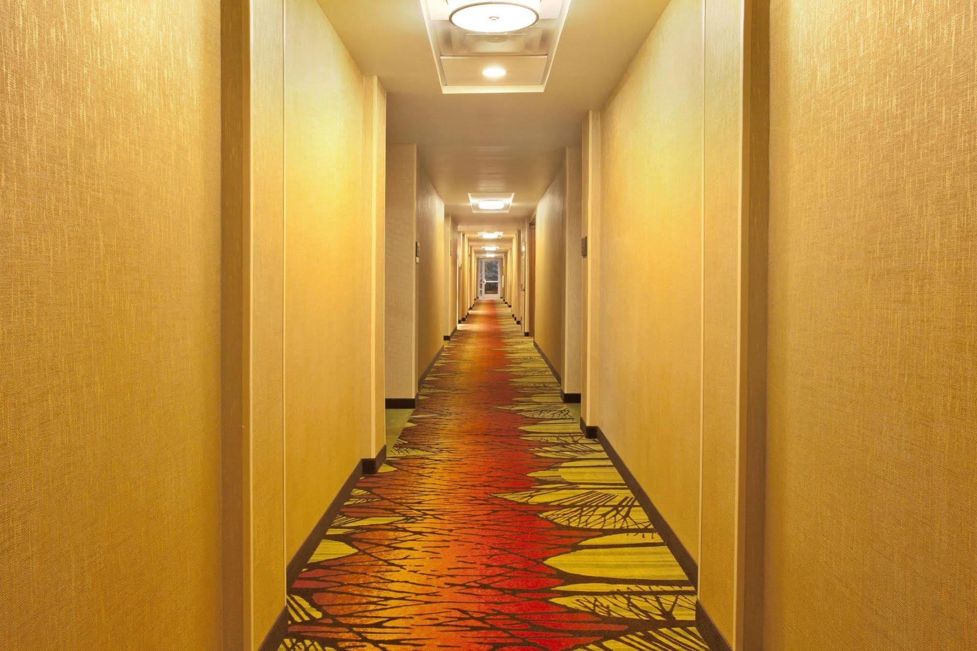 Hilton Garden Inn Birmingham Se/Liberty Park Eksteriør billede